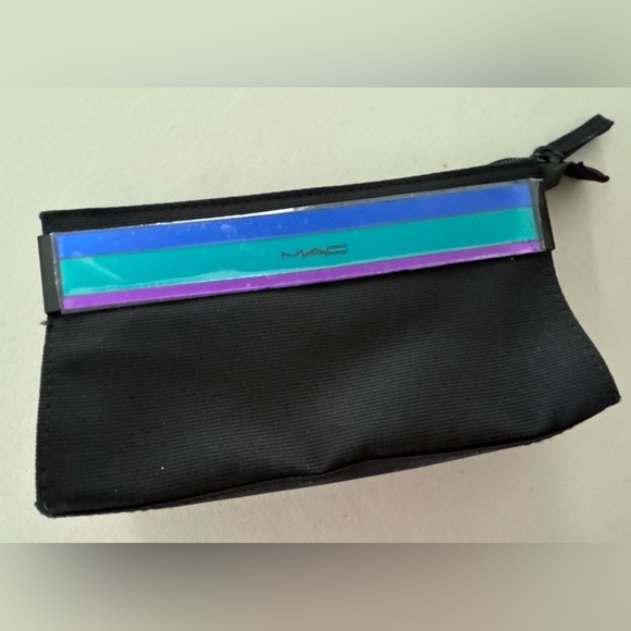 M•A•C Cosmetics | small cosmetic/makeup bag - Picture 2 of 15